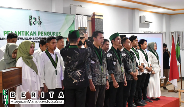 Pelantikan Pengurus HMI dan KOHATI Sinjai 2024 2025